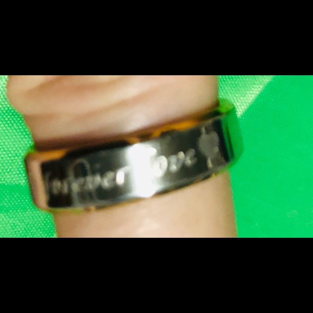 Used ring size 8. - Picture 4 of 8
